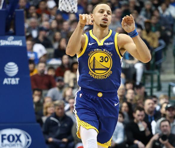 天空裁判专家：波普触球后站稳脚跟且无后续动作，可以不判点球