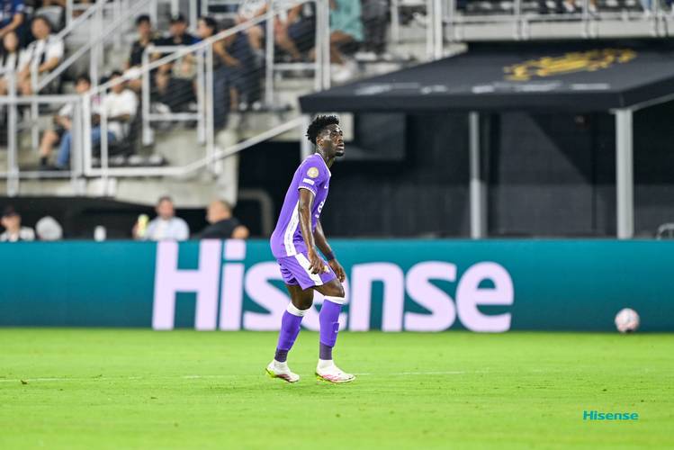 全市场：K-图拉姆和布雷默单独训练，小孔塞桑恢复尤文合练