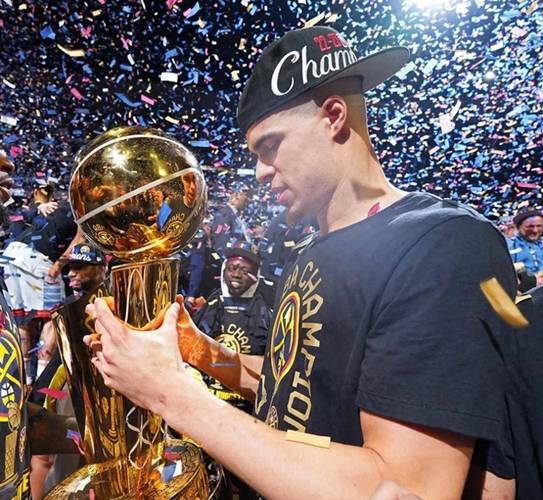 掘金主帅：小波特目前在社交媒体上所分享的内容确实非同一般