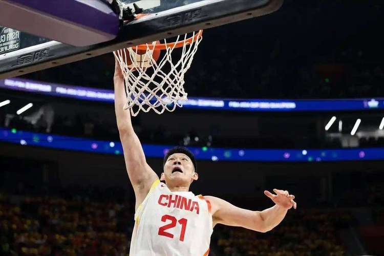 韩旭：在国庆回顾我的篮球之路 那份为祖国而战的信念尤为强烈