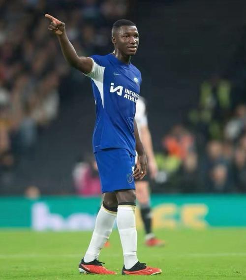 厄瓜多尔主帅:凯塞多可能因伤落选国家队,因卡皮耶也很难参赛