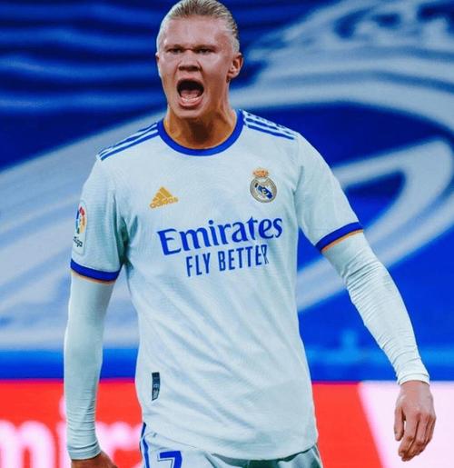 从过人王到进攻核心!TA:多库常与哈兰德练配合 请教练提升决策