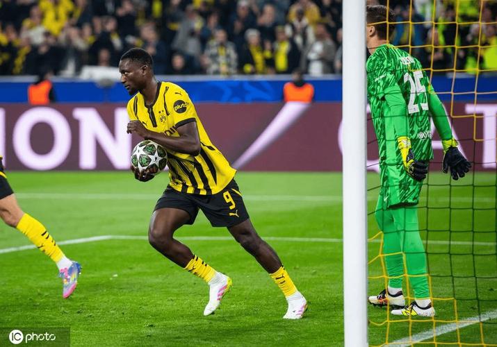 半场-多特蒙德暂1-1RB莱比锡 扬-库托破门吉拉西送助攻