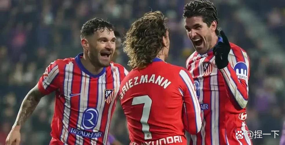 希勒：马雷斯卡庆祝球队绝杀而拿牌，这也太离谱了