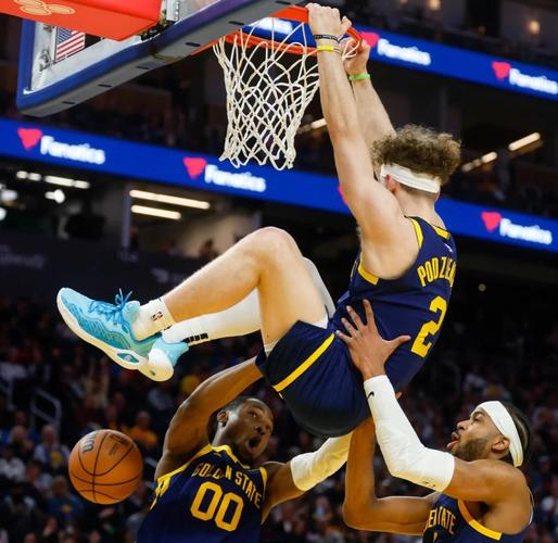 波杰：休赛期重点思考了要如何与库里搭档 他总在面对强硬防守