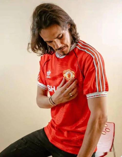 卡瓦尼悼念博卡主帅:未来每一天,我都将为你展现的力量脱帽致敬