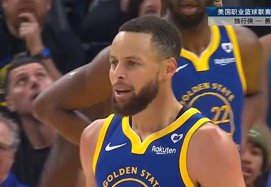 还得练！贝利借掩护中路突破 突然拔起中投打铁绝杀失败