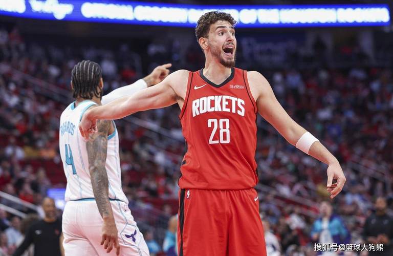 乌度卡：球队新赛季常规赛首发阵容尚未最终确定！