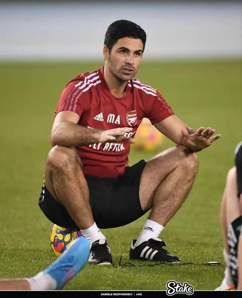 汉茨科:阿森纳绝对是世界最强球队之一,定位球表现是世界最好的