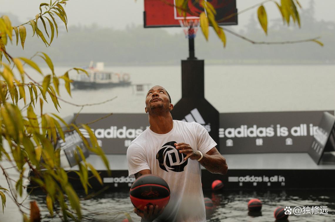 科尔&巴特勒夸奖理查德:他真的知道如何打球 真让人兴奋啊