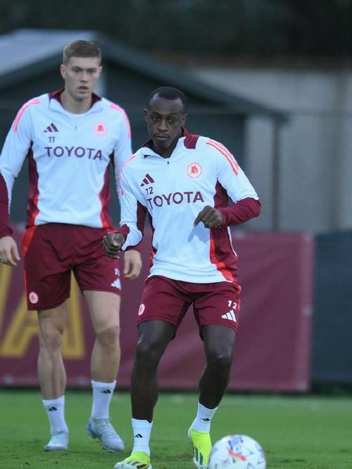 多夫比克:最近主场比赛对我们来说不理想 这个进球对我非常重要