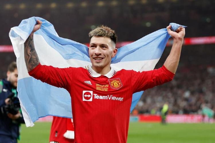 阿莫林:利桑德罗未准备好出战森林 马奎尔的情况还不明朗