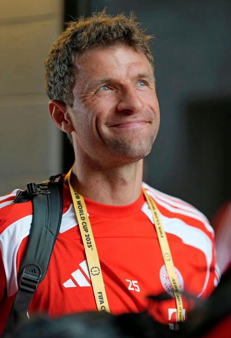 详细阅读:sport1:赫内斯曾阻止慕尼黑1860俱乐部的投资人伊斯梅克入股拜仁 sport1:赫内斯曾阻止慕尼黑1860俱乐部的投资人伊斯梅克入股拜仁