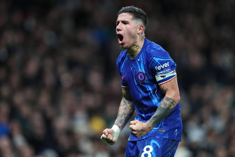 激情四射！22年英超，凯恩读秒进球双方主帅互怼 热刺2-2绝平蓝军